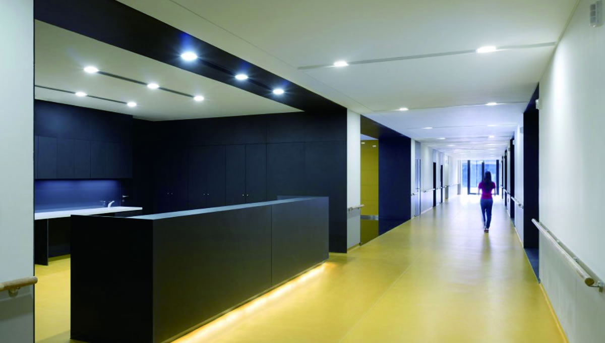 尼日爾綜合醫院